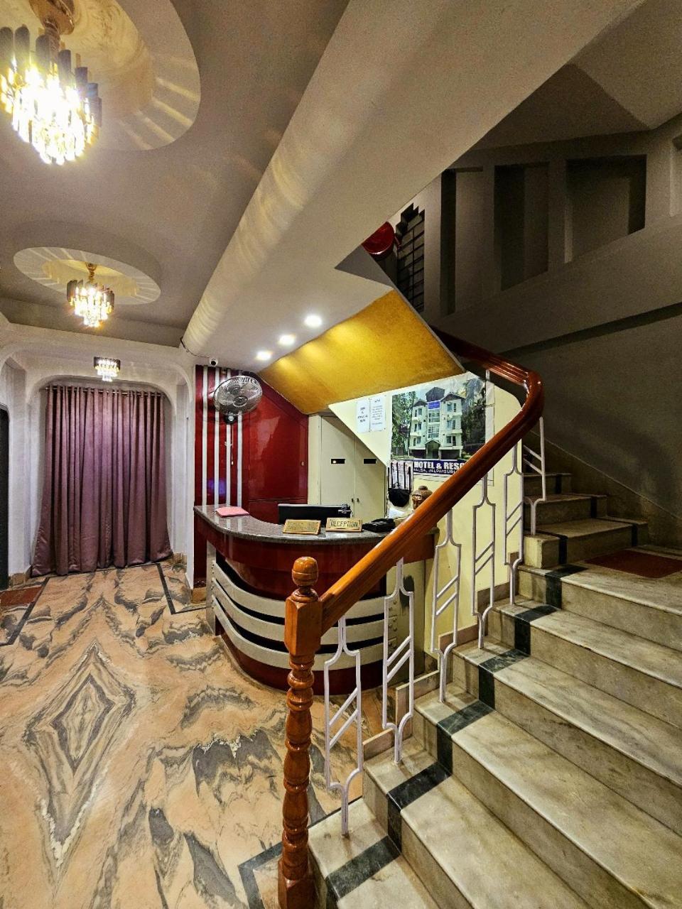 Hotel Vishal Siliguri Ngoại thất bức ảnh