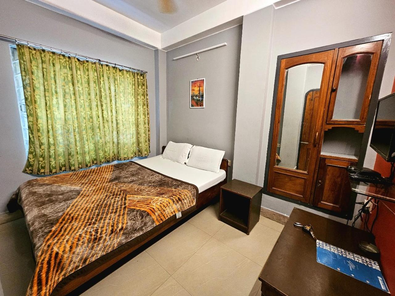 Hotel Vishal Siliguri Ngoại thất bức ảnh