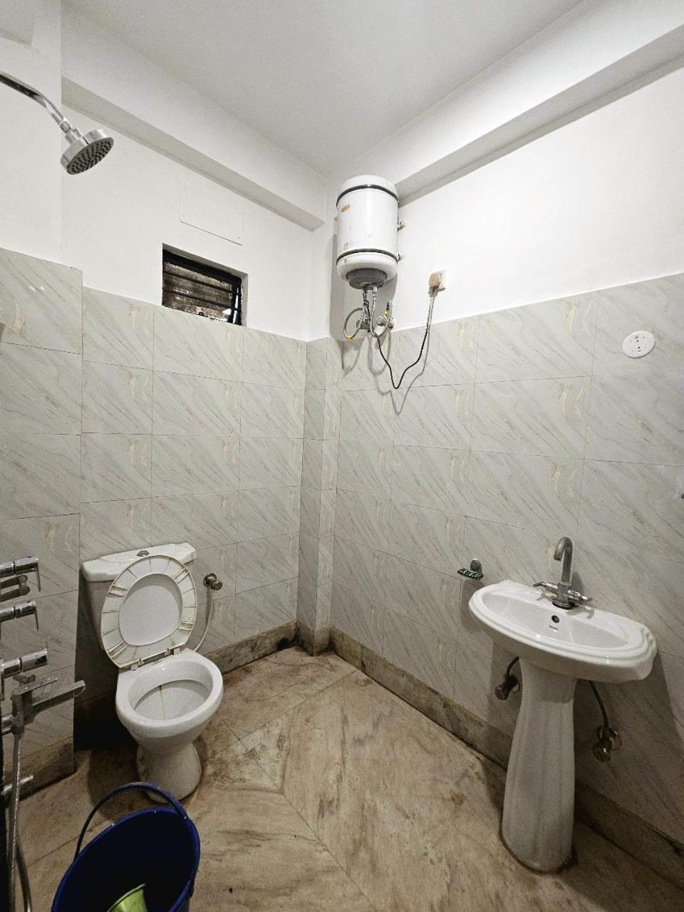 Hotel Vishal Siliguri Ngoại thất bức ảnh
